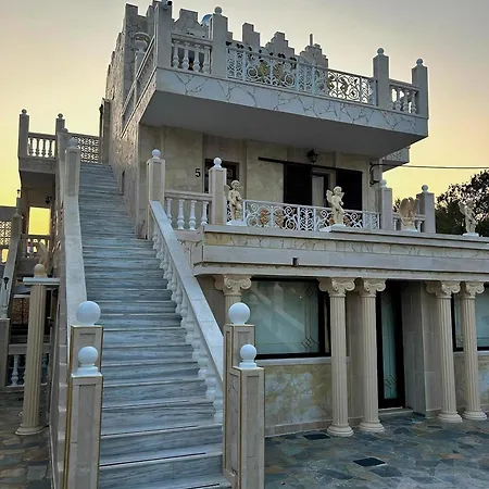 Castellino شقة